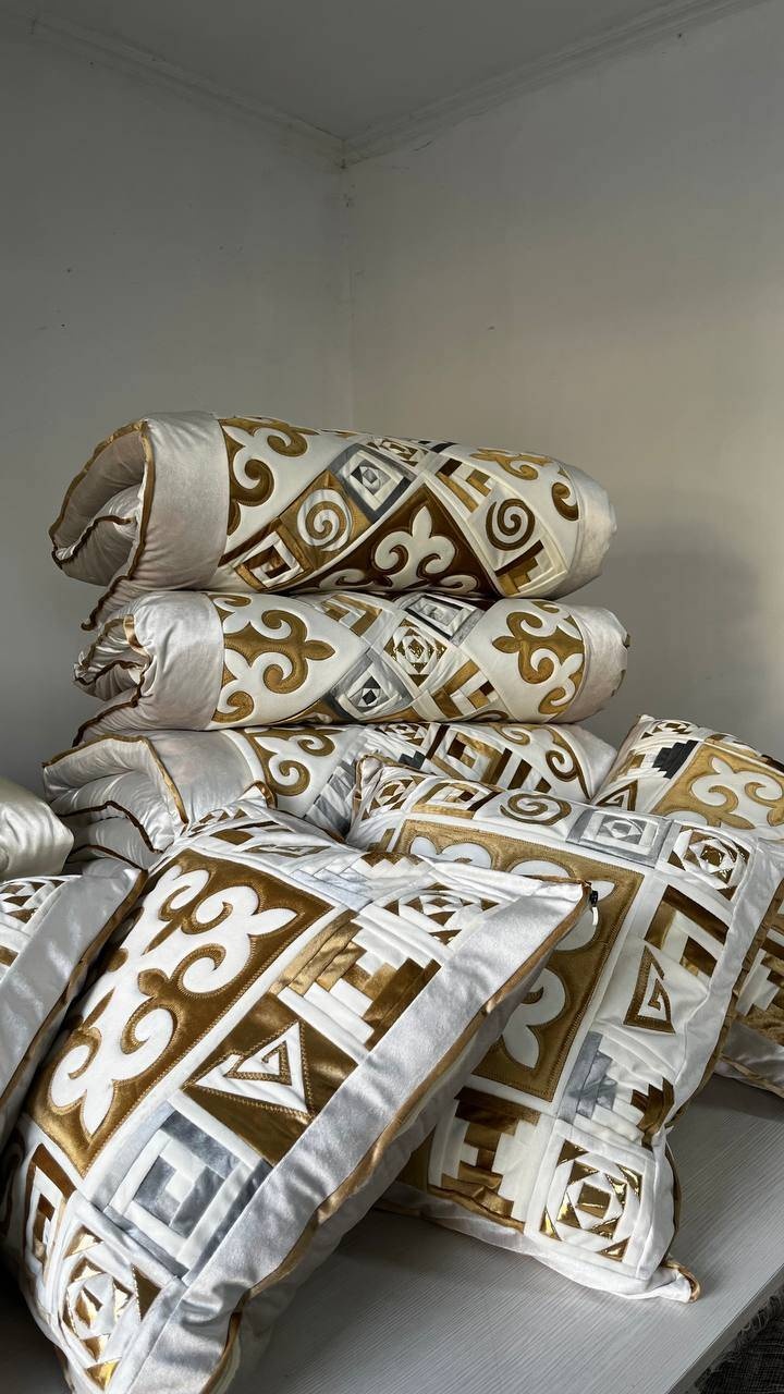 Корпе 230x80 см, овечья шерсть, золотистый