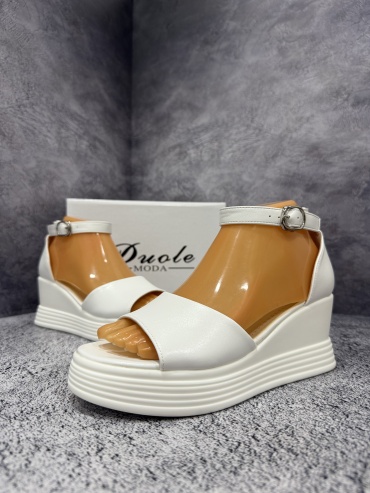 Босоножки Duole Moda белый
