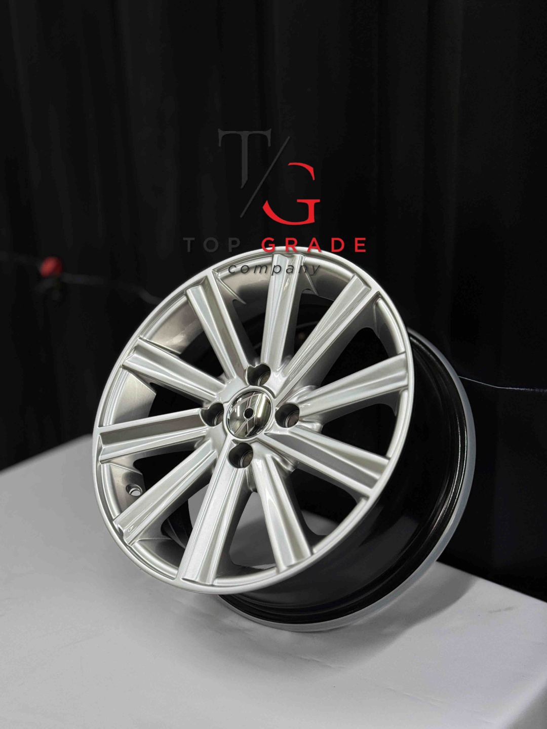 Top Grade Top grade0082 7x16/4x100 D67.1 ET35 4 диска серебристый, серый