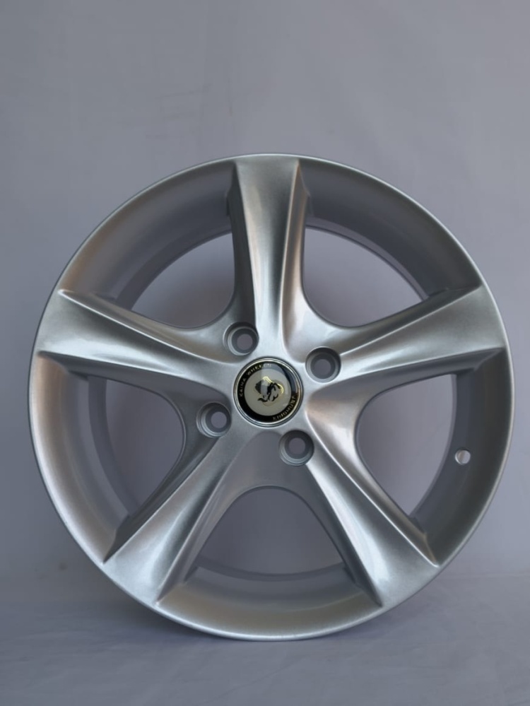 Rainbow 758SSS 6.5x15/4x100 D67.1 ET35 4 диска серебристый