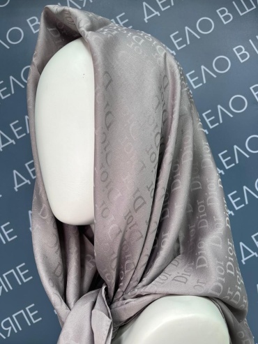 Платок Accessories искусственный шелк 90 x 90 см