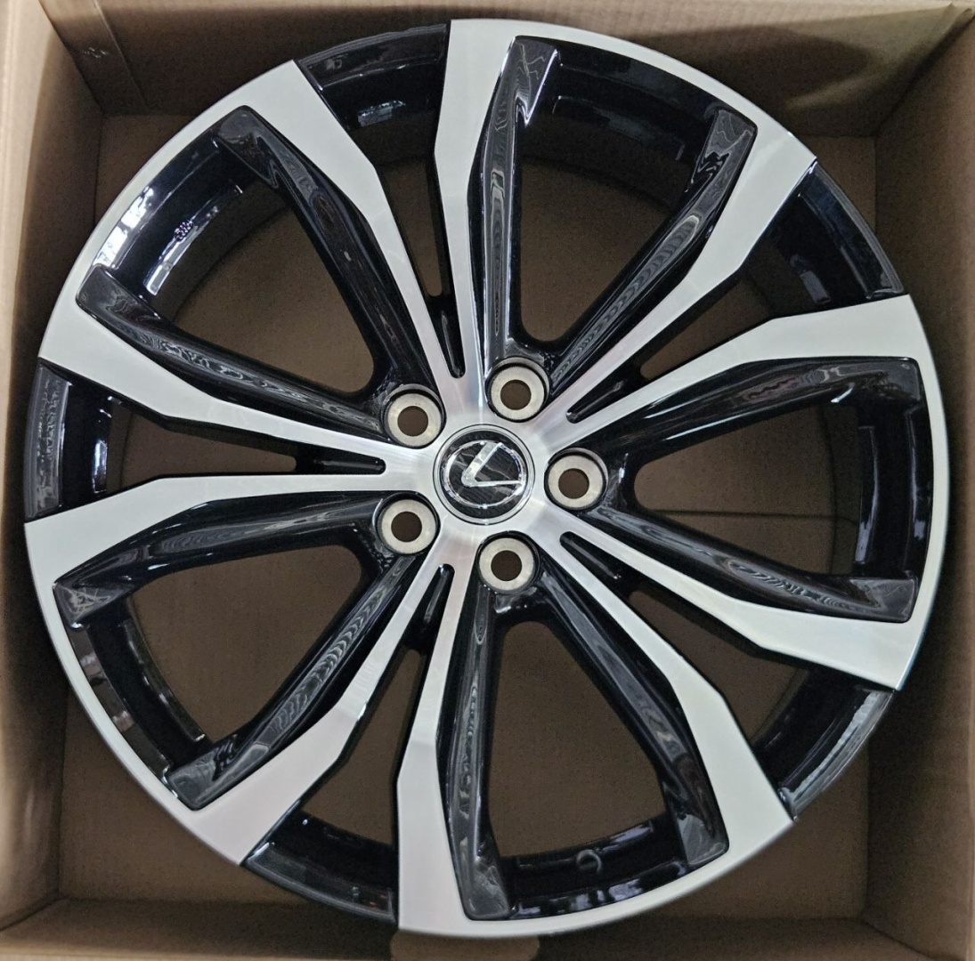 Fonyee SM H3031F 8x20/5x114.3 D60.1 ET30 4 диска черный