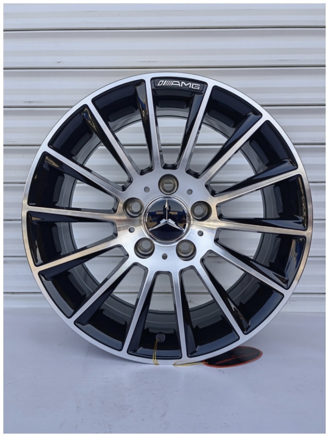 SSM Ssm3442 7x18/5x112 D66.6 ET35 4 диска черный, серебристый
