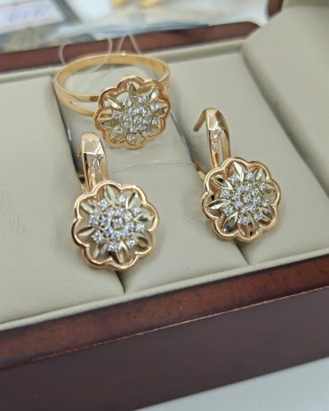 Dinara Gold 728063469 вес 6.86 г золото, фианит