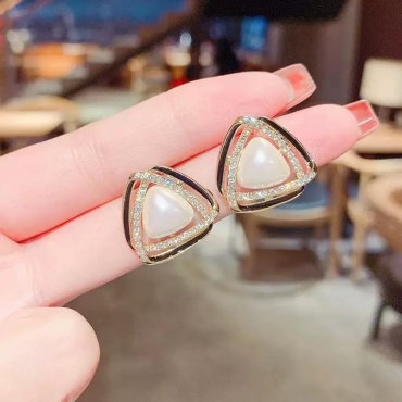 Серьги FASHION бижутерный сплав, синтетический кошачий глаз