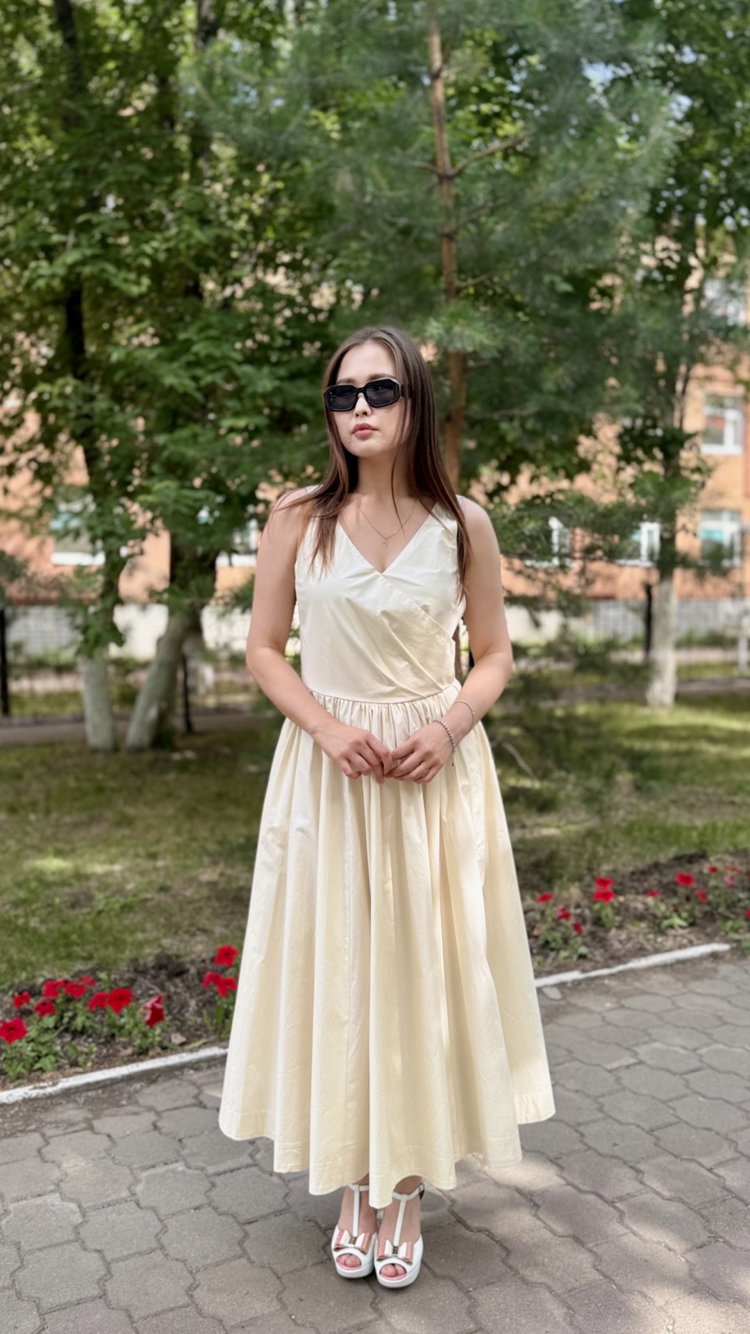 Повседневное платье add молочный