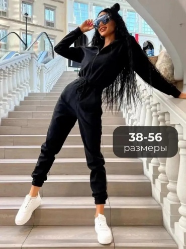 Комбинезон с шортами черный