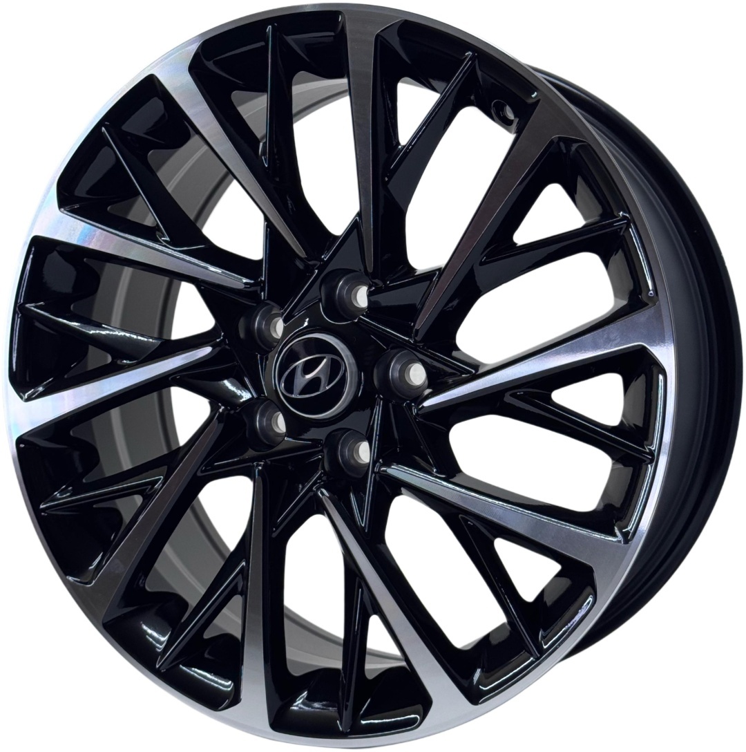 Hyundai T/G5432 7.5x17/5x114.3 D67.1 ET50 1 диск черный, серебристый