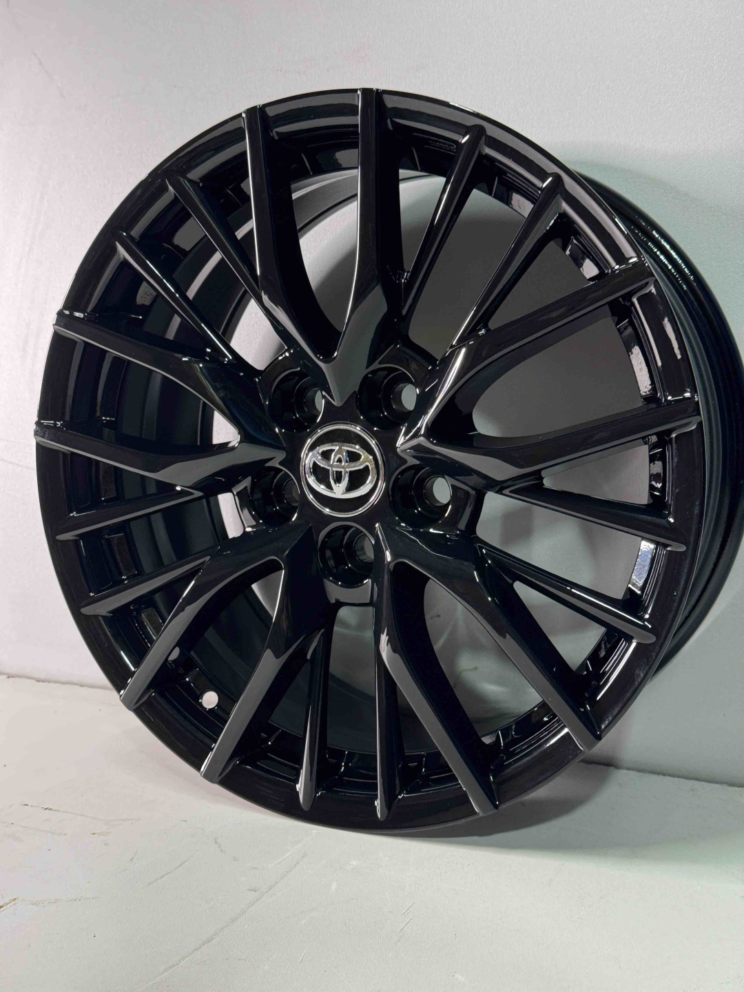 Toyota t/g 047-7 7.5x17/5x114.3 D60.1 ET35 4 диска черный