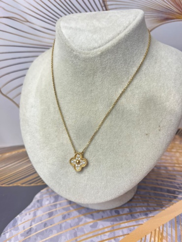 Колье Valiente Колье Vancleef 5.69 длина 45 см вес 5.69 г золото, бриллиант