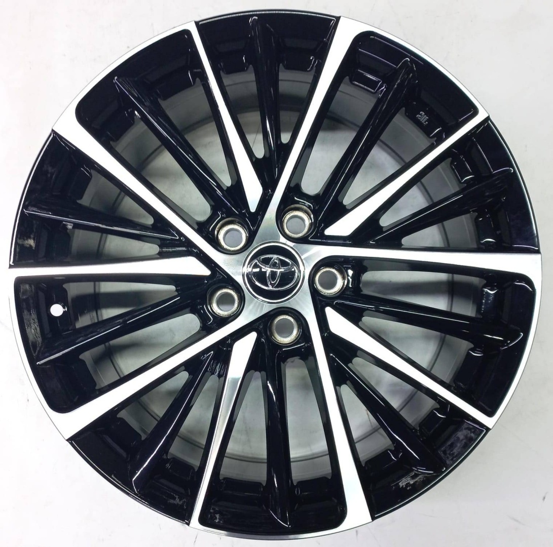 Rainbow Dance TOYOTA 3S1366 8x18/5x114.3 D60.1 ET40 4 диска черный, серебристый