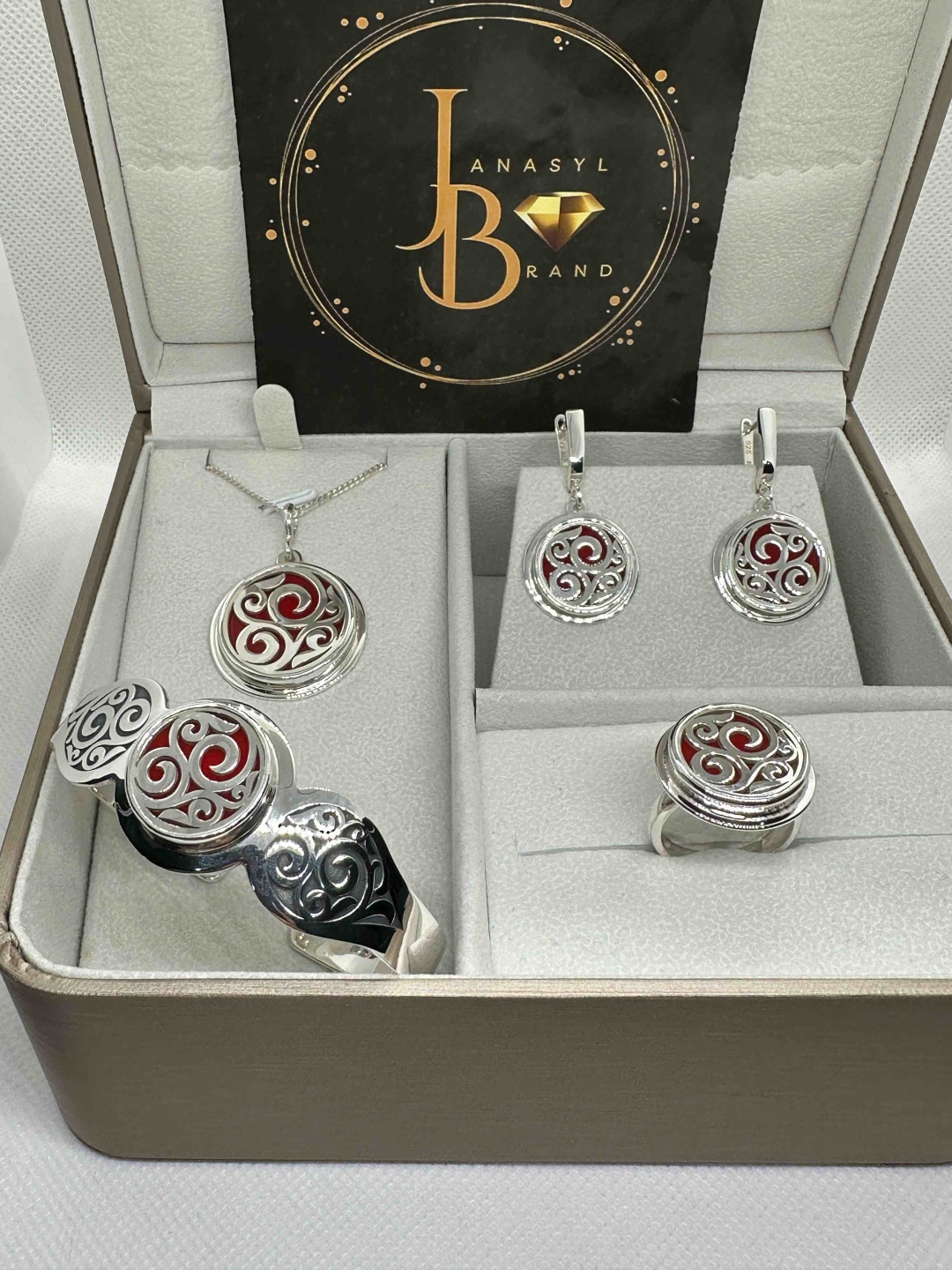 JANASYL Brand A30 вес 62 г серебро, без вставок