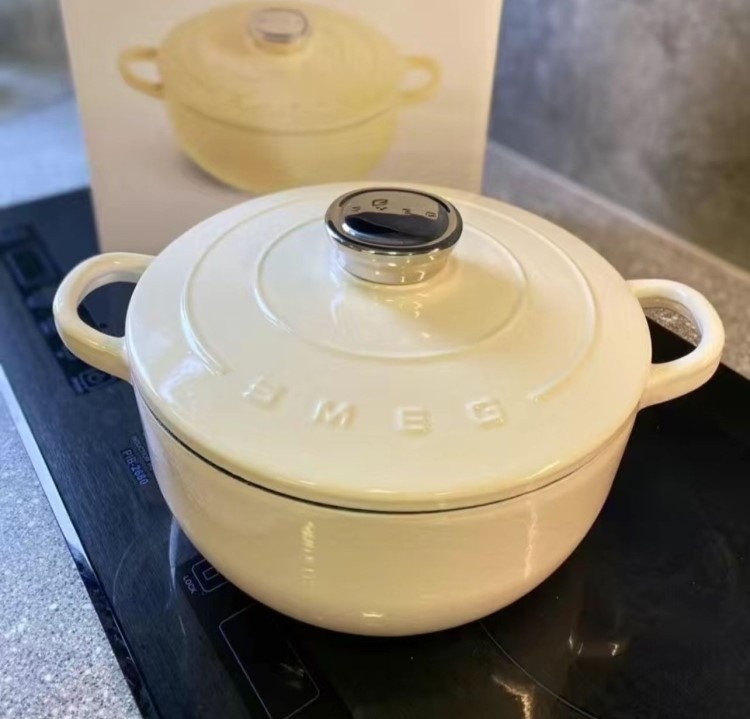 Кастрюля 4.2 л, Smeg 589060 чугун