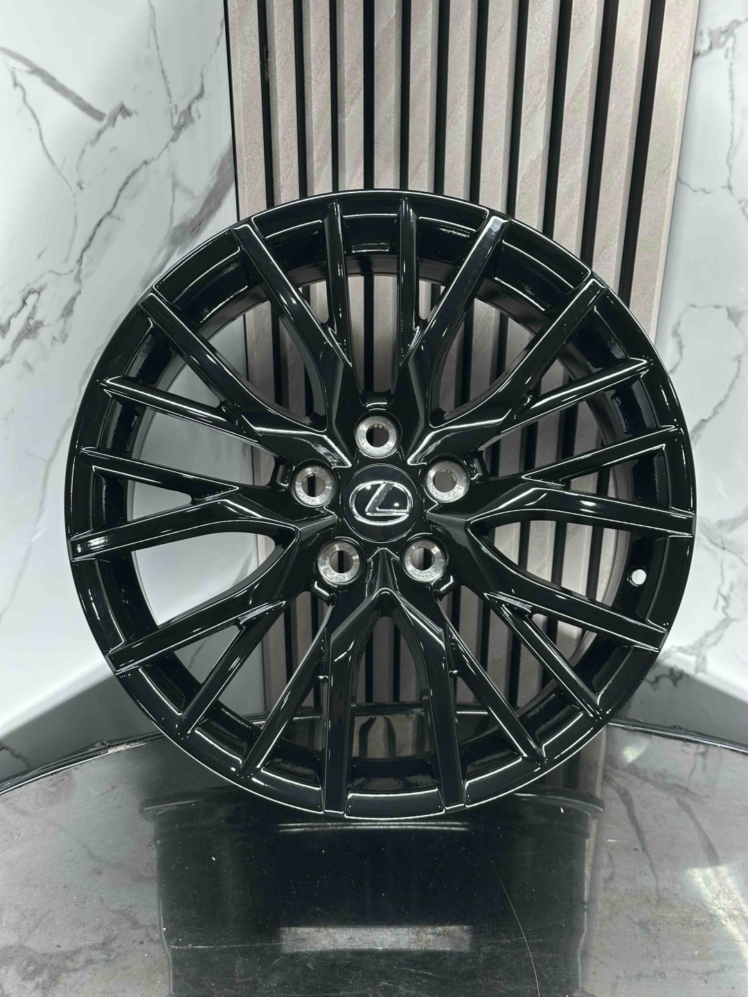Top Grade lexus/toyota h741f 8x18/5x114.3 D60.1 ET40 4 диска черный