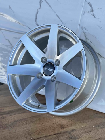 PDW SG7037 6.5x14/4x100 D67.1 ET20 4 диска серебристый