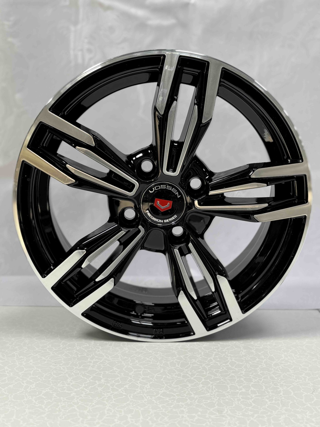 Top Grade 50051 5.5x14/4x100 D67.1 ET35 4 диска черный, серебристый