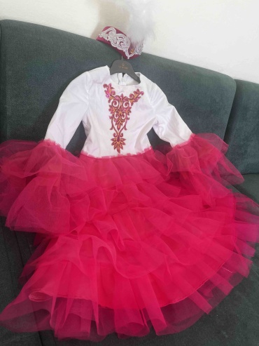 Национальный костюм 101 Rose белый, фуксия