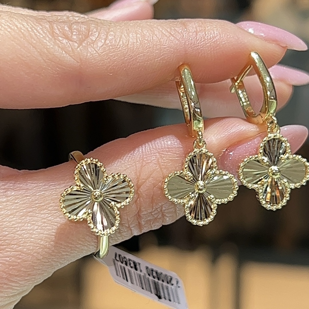 Ipekyolu Jewellery 457AY вес 5 г серебро, без вставок