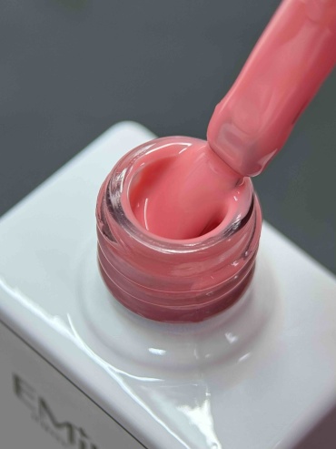 Emiliya Professional гель-лак Color 27 глянцевое 10 мл