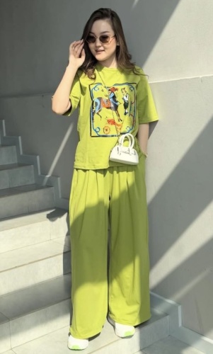 Костюм повседневный AMOLLYA зеленый
