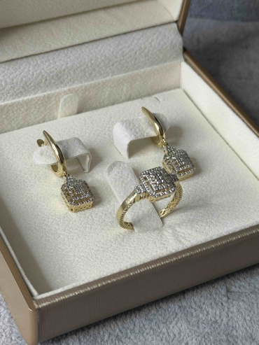 Beny 1.40carat Ves668 вес 5.4 г золото, бриллиант