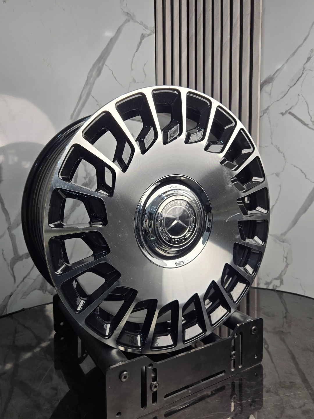 Top Grade EXPFBX417 8.5x18/5x112 D66.5 ET35 4 диска черный, серебристый