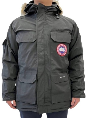 Зимняя куртка Canada Goose черный