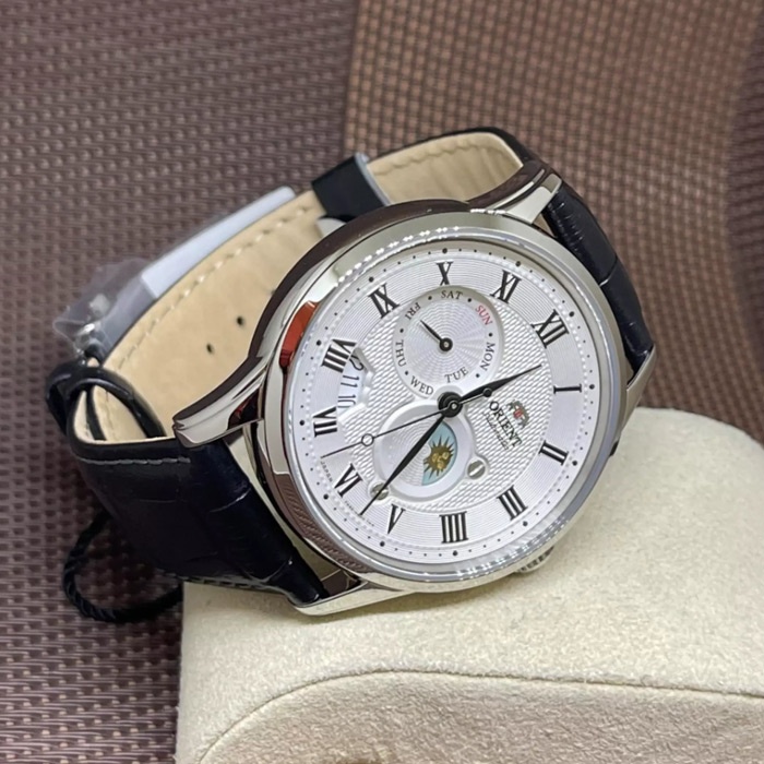 Механические ORIENT UM ORIENT RA-AK0008S30B нержавеющая сталь
