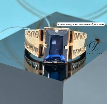 Arti-Gold 8вк7к размер 23 вес 5.93 г золото, сапфир