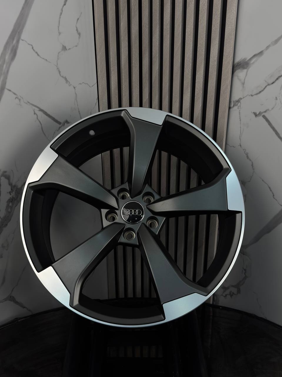 Audi H3287F T/G 8.5x20/5x112 D66.45 ET30 4 диска графит, графит матовый
