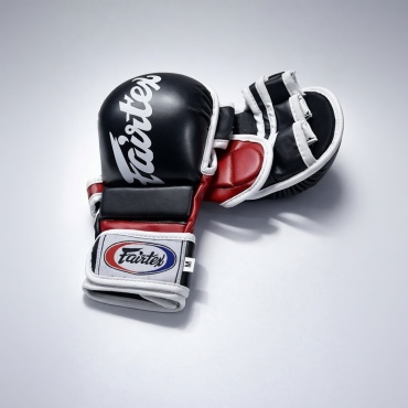 Боксерские перчатки Fairtex 12 oz черный