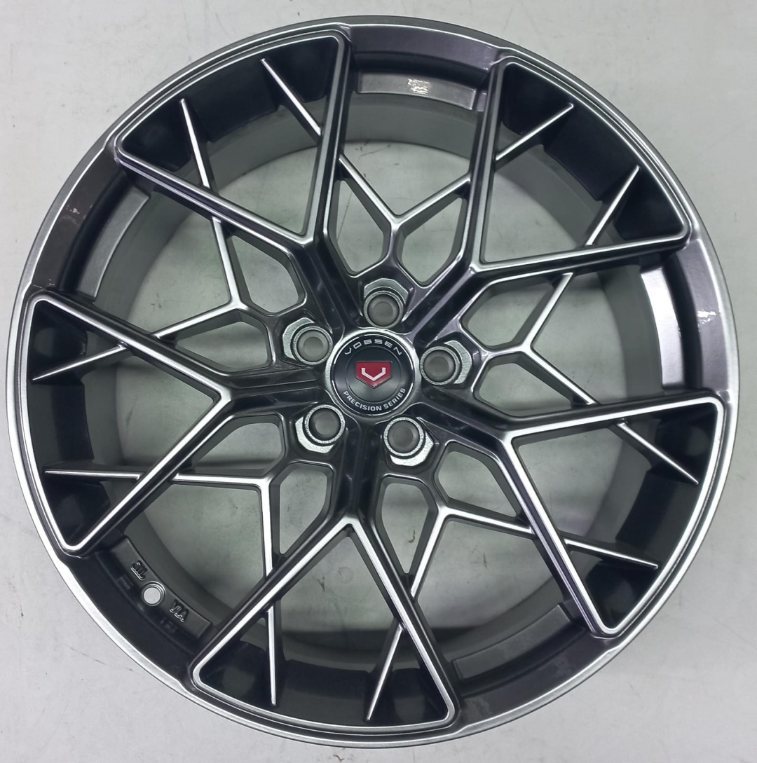 HRE HRE 585 8x18/5x100 D73.1 ET40 4 диска графит