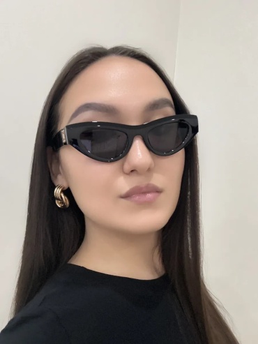 GIRDI солнцезащитные очки нестандартные однотонные