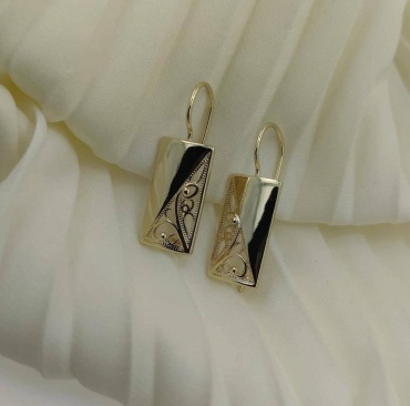 Серьги Fallon Jewelry медицинское золото, без вставок