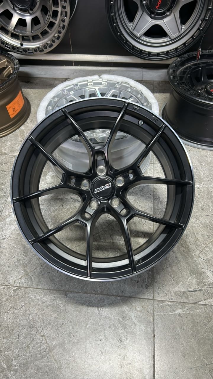 LKN Lkn47326 8.5x18/5x108 D73.1 ET38 4 диска черный