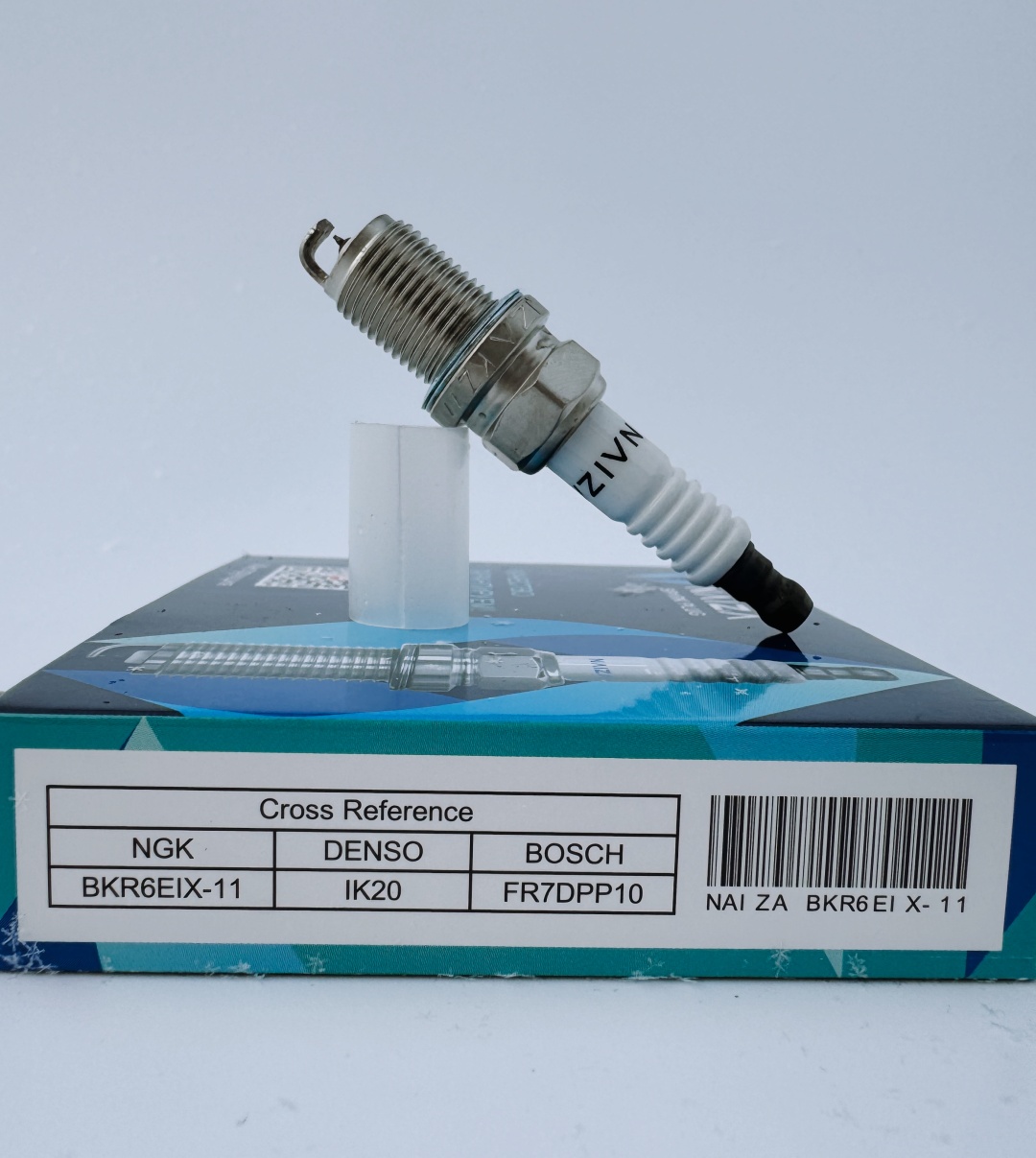 Свеча зажигания Naiza BKR6EIX-11