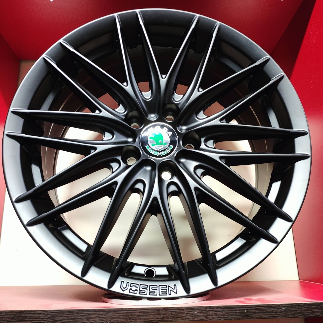 Top Grade Skoda New series 7x16/5x100 D57.1 ET35 4 диска черный