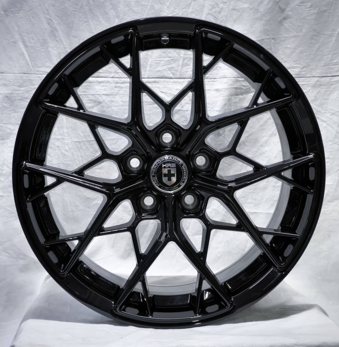 HRE 754 7.5x17/5x112 D66.5 ET35 4 диска черный