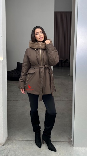 Зимняя куртка Max Mara коричневый