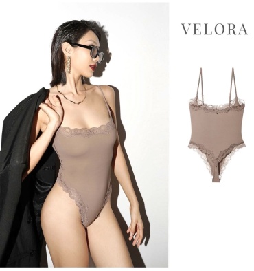 Боди-топ Velora бежевый