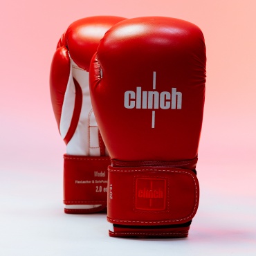 Боксерские перчатки Clinch 12 oz красный