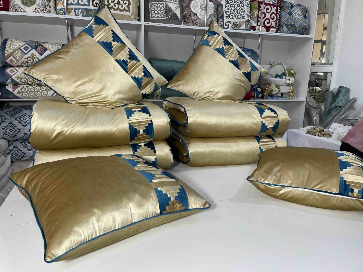 Samruk körpe комплект корпе с подушками 230x80 см, вата, синий, золотистый