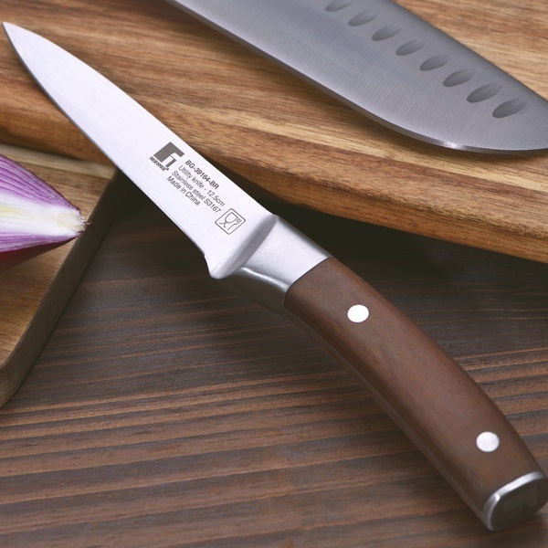 Универсальный Bergner BG-39165-BR, лезвие: сталь 1 шт