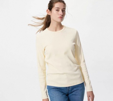 Лонгслив Uniqlo однотонный светло-бежевый