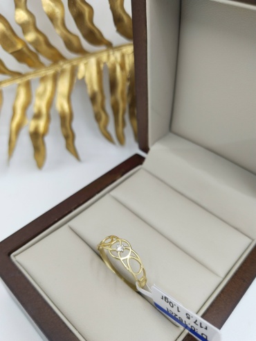 Кольцо Dinara Gold NR3291 размер 17.5 вес 1 г золото, бриллиант