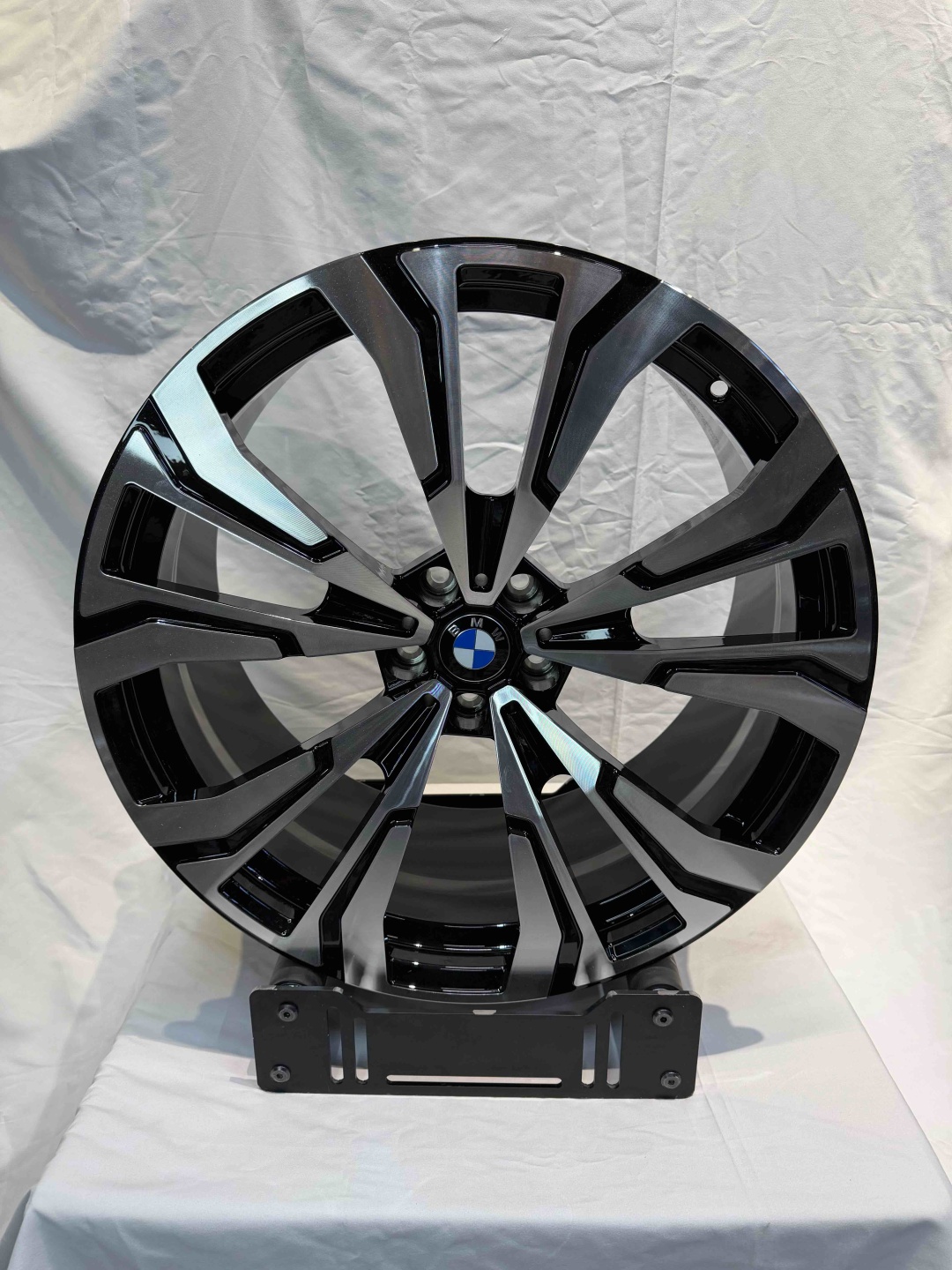 BM HJ0289 9.5/10.5x21/5x112 D66.5 ET35.38 4 диска черный, серебристый
