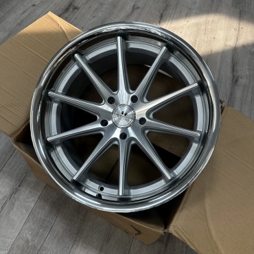 Fonyee F982027 8.5/9.5x19/5x120 D72.6 ET40 4 диска серебристый