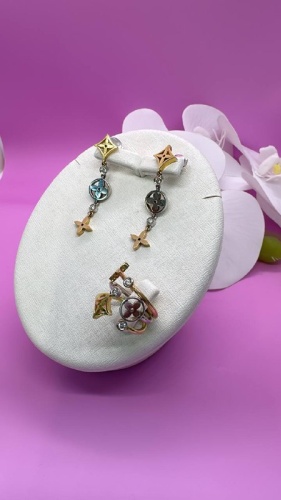 SAR-JEWELRY З-09-0071_4571_18 вес 15 г золото, бриллиант