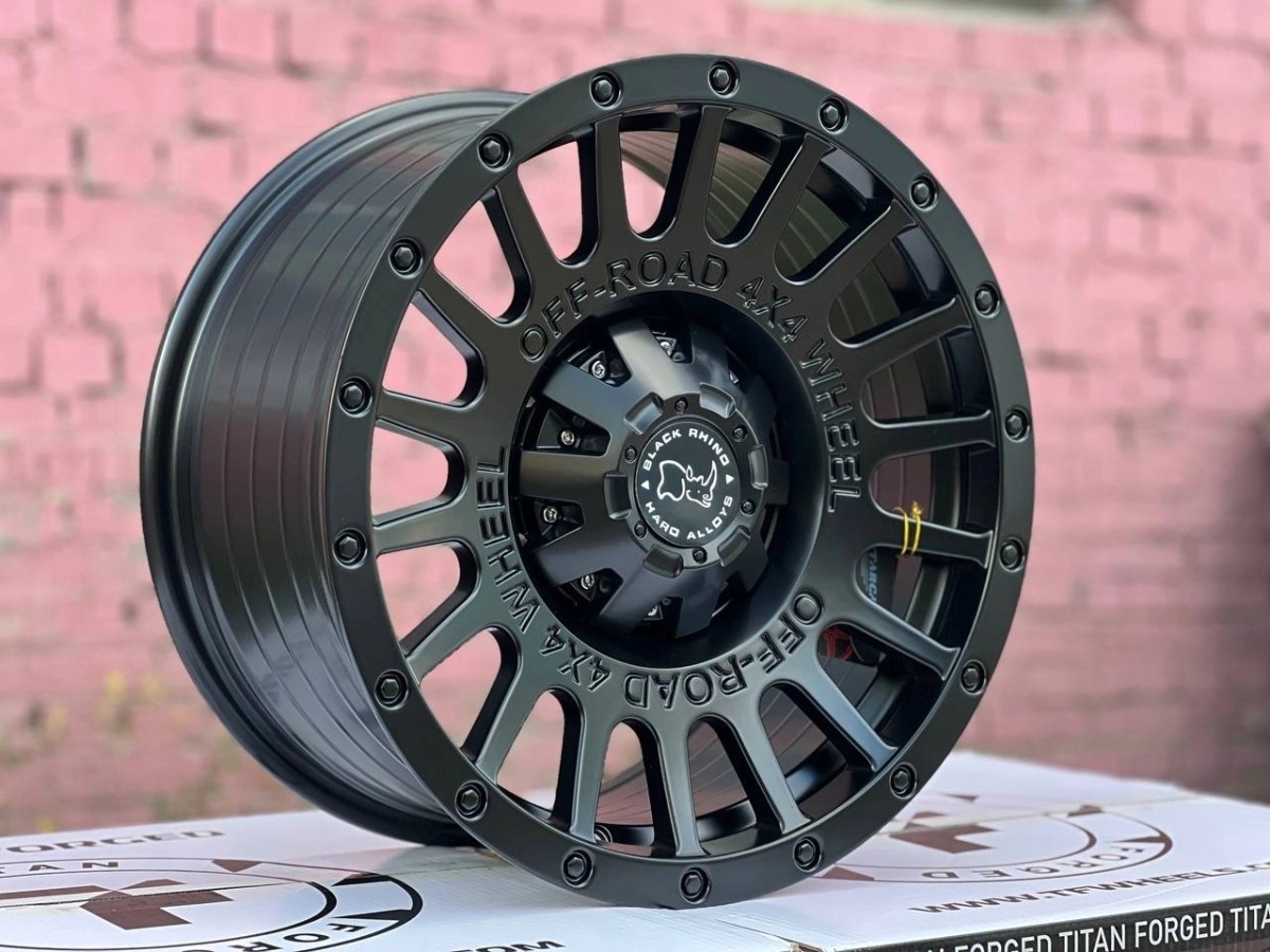 Black-rhino-605_10 8.5x17/6x139.7 D110 ET0 4 диска черный, серебристый, графит