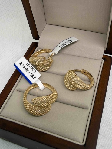 Italian Gold 0875 вес 5.85 г золото, без вставок